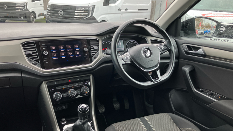 Volkswagen T-Roc 1.5 TSI EVO Design 5dr Petrol Hatchback